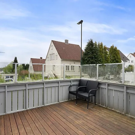Peaceful Valand - Newly Renovated Apartamento Stavanger