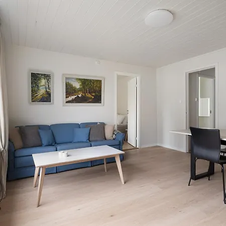 Peaceful Valand - Newly Renovated Apartamento *
